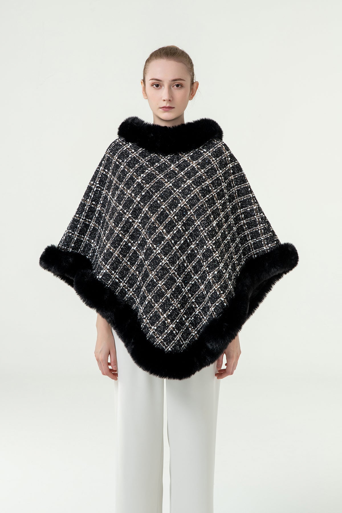 Scott Cashmere Women's Poncho Exclusive Design - Black/White