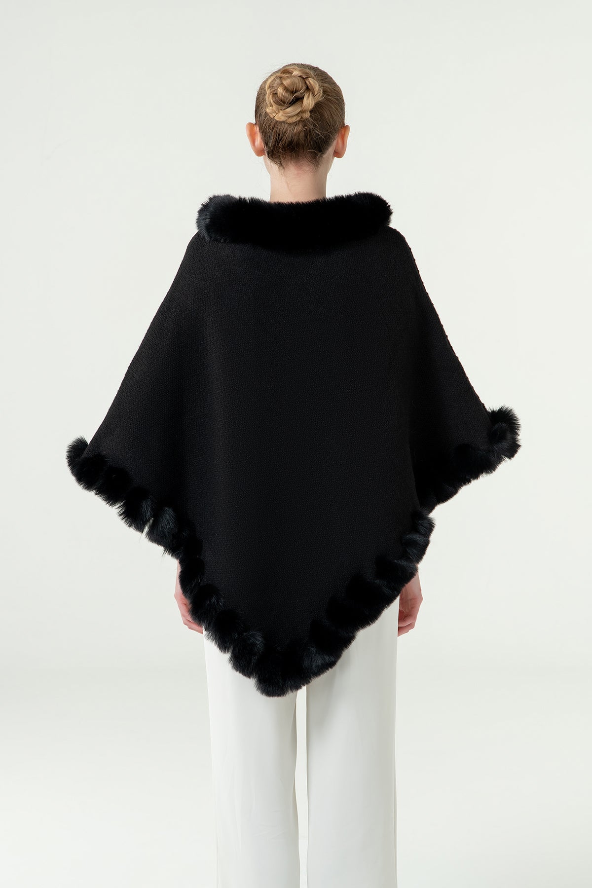 Scott Cashmere Women's Poncho Exclusive Design - Black