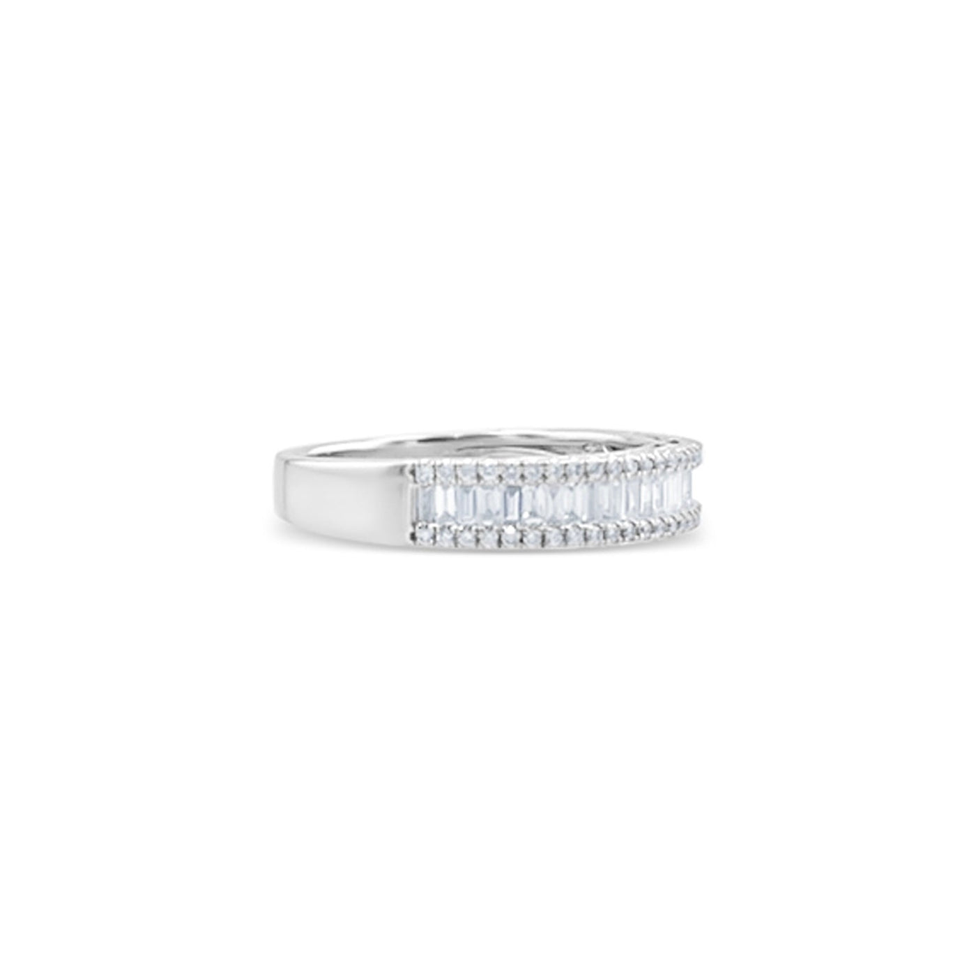 Lucchi 18k White Gold with Diamond and Buggets - Ring Style 16 (Size 15)