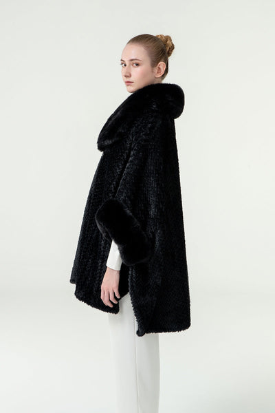 Scott Cashmere Women's Cape Exclusive Design - Black