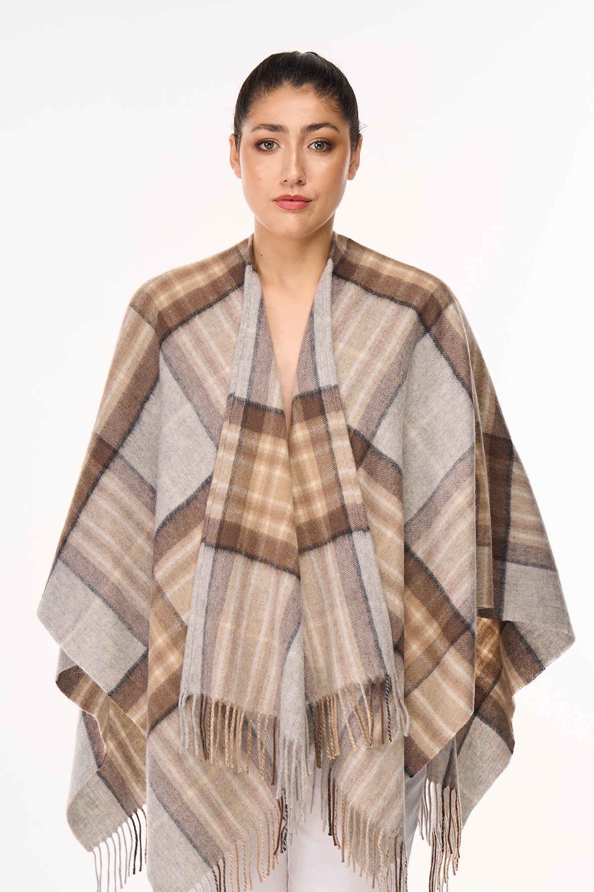 Cape MacKellar Tartan Poncho 100% Pure Lambswool