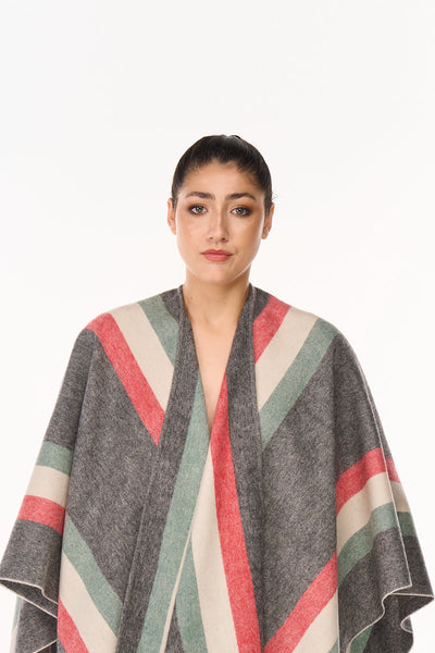 Cape Milano Grey Poncho 100% Pure Lambswool