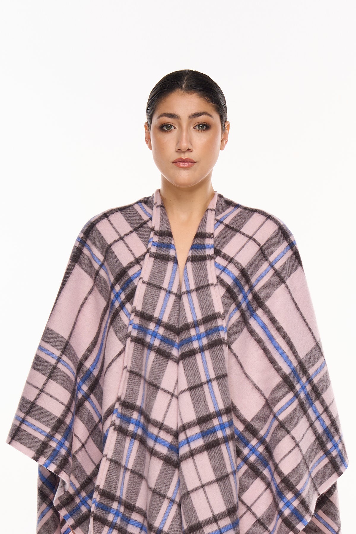 Luxury Cape/Poncho EC Check Exclusive Iconic Design